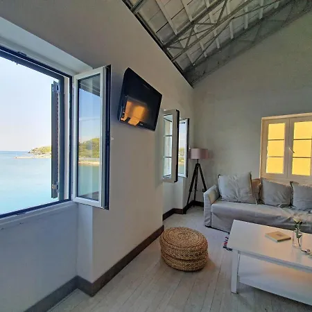 Paxos 18th Century Heritage With Seaview Feriehus Gaios