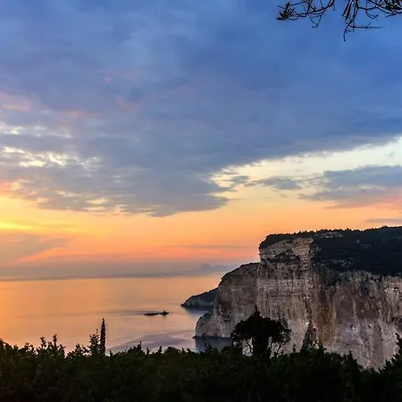 Feriehus Paxos 18th Century Heritage With Seaview Gaios