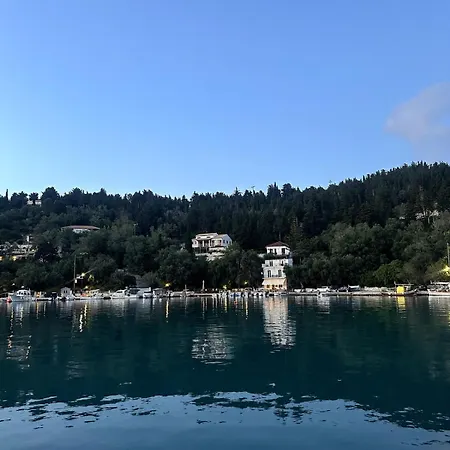 Feriehus Paxos 18th Century Heritage With Seaview *